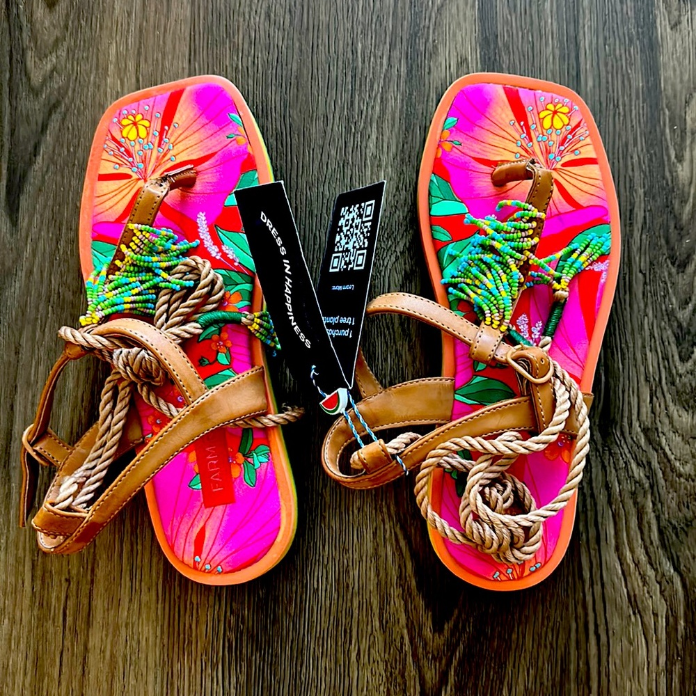 FARM Rio Pietra Sandals Size 7